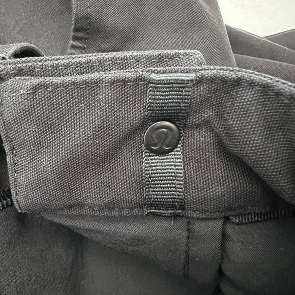 Lululemon ABC Classic Fit 5 Pocket Pant Utilitech - Picture 5 of 6